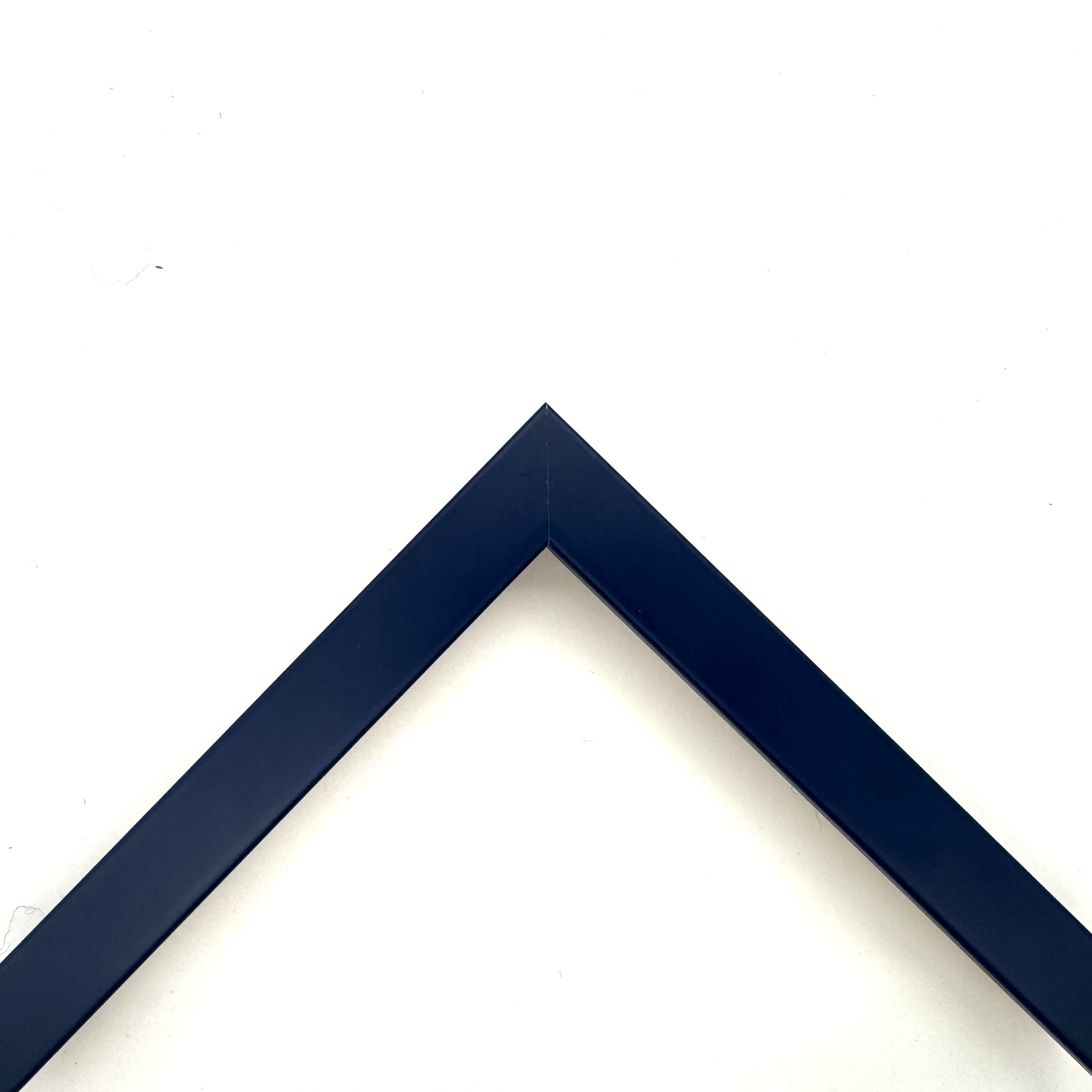 Blue coloured matte lacquered cube mouldings art. 171715OP