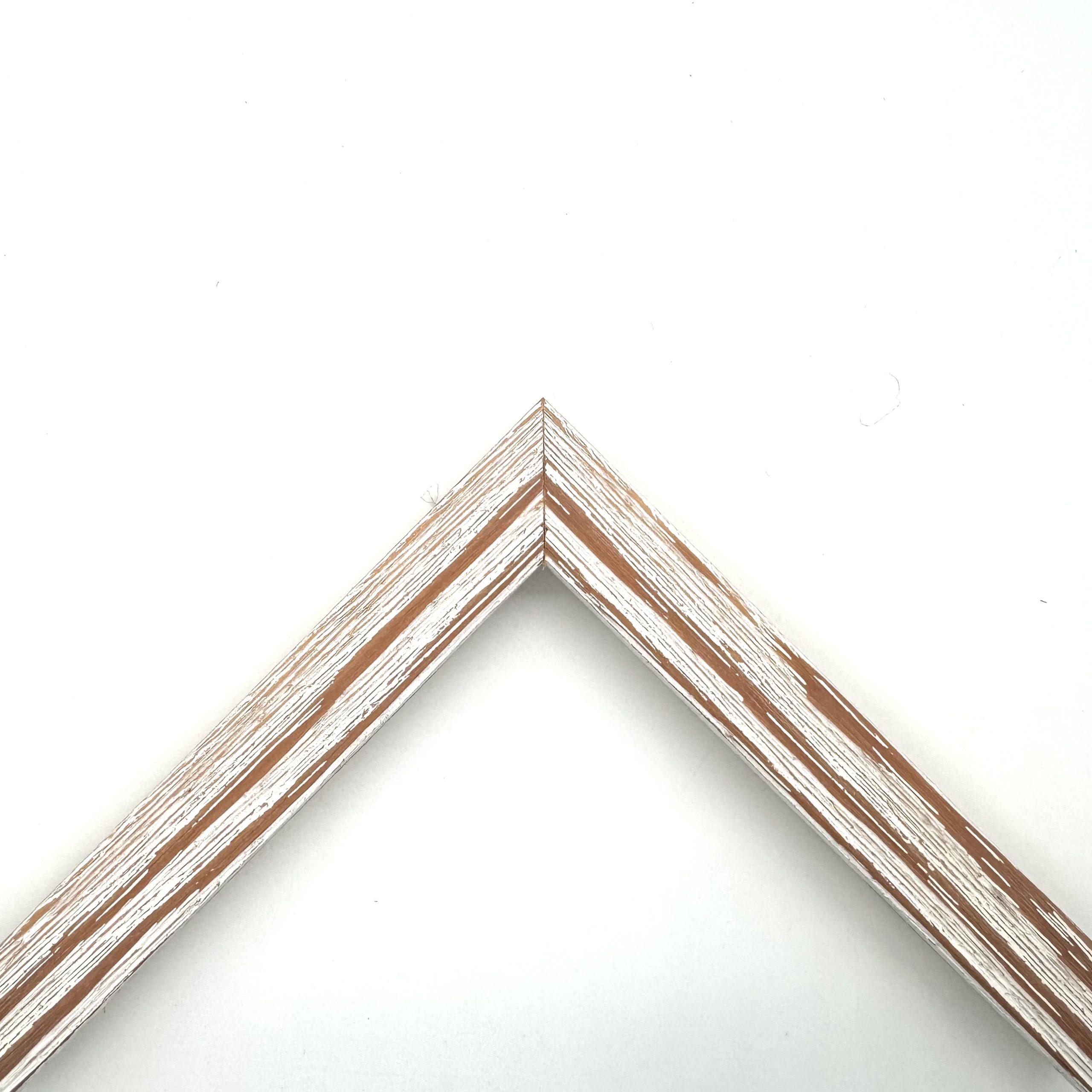 Cornice piatta graffiata legno art. 28FNATGR