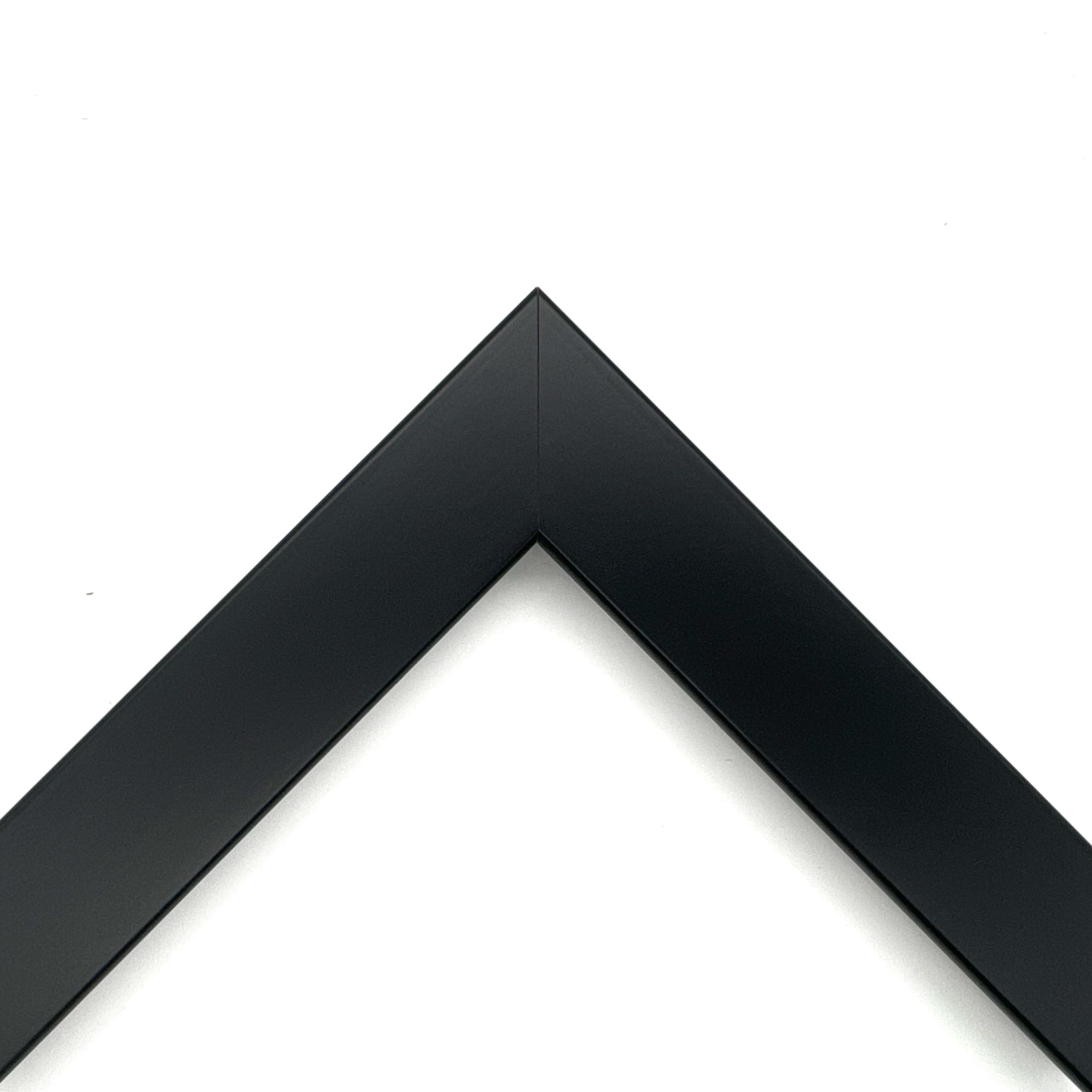 Cornice piatta laccato opaco nero art. 29F22OP