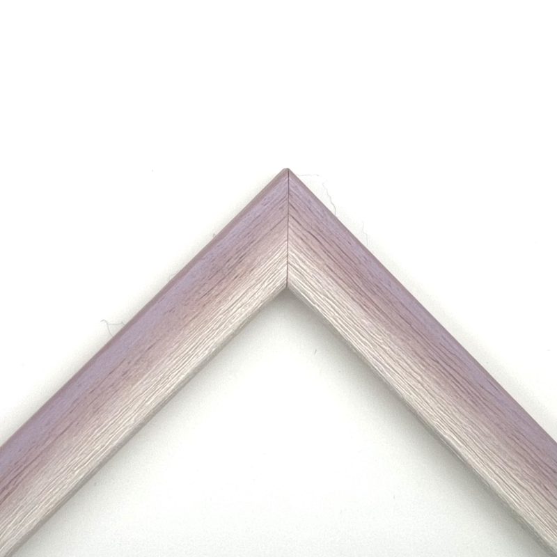 Cornice graffiata bicolore bianco-lillca art. 30RSAVWGR