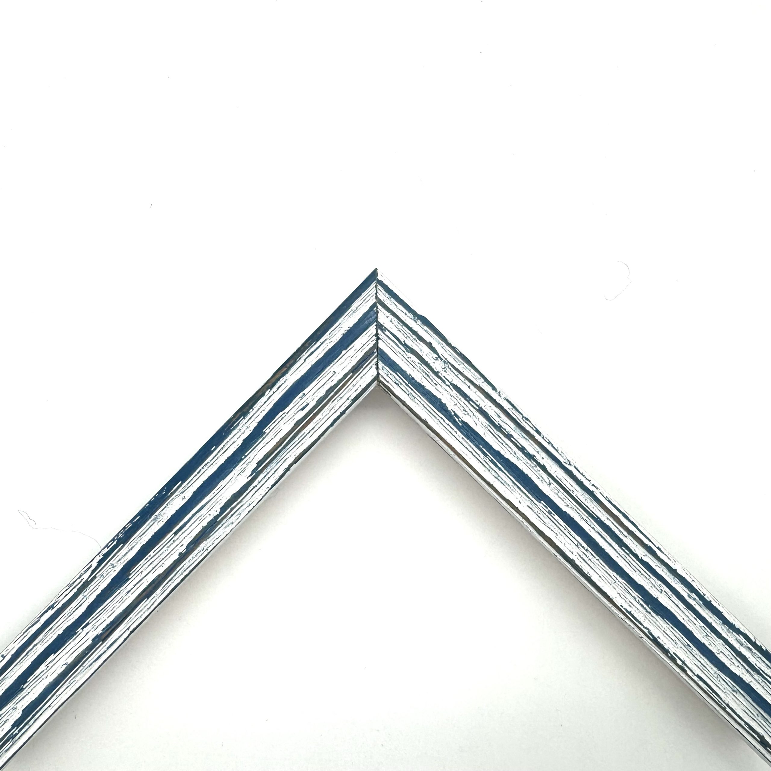 Cornice piatta colorato graffiata blu art. 28FB768GR