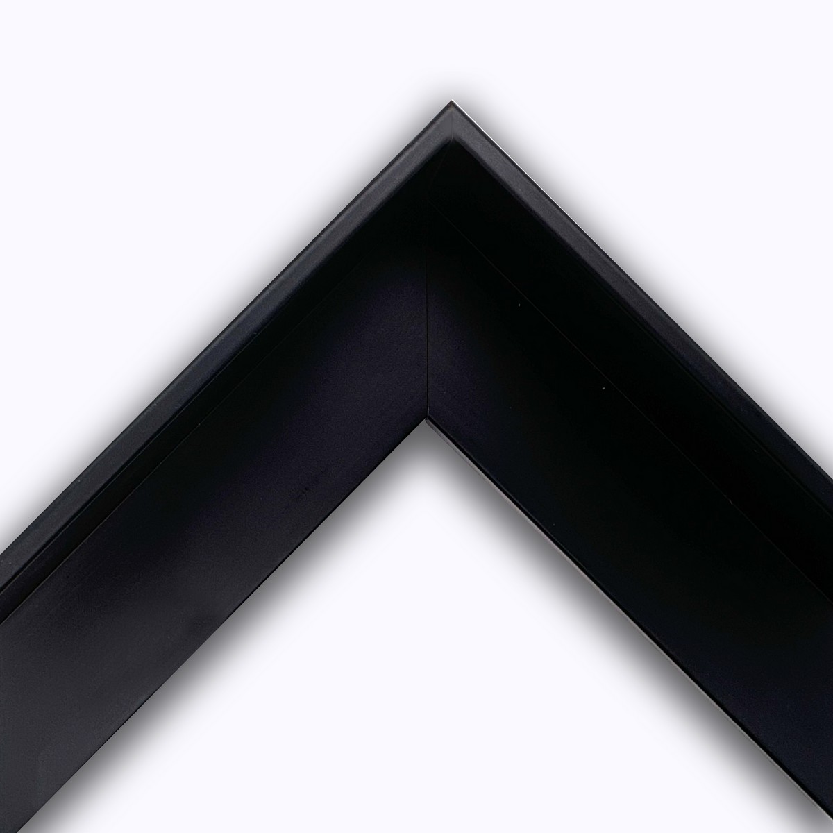 Black matte lacquered 'L' shape art. 547F22OP